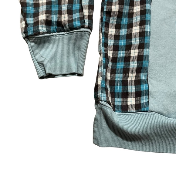 Unique Flannel Sleeve Holiday Sweatshirt I’m trying to keep it together L XL - Picture 3 of 6